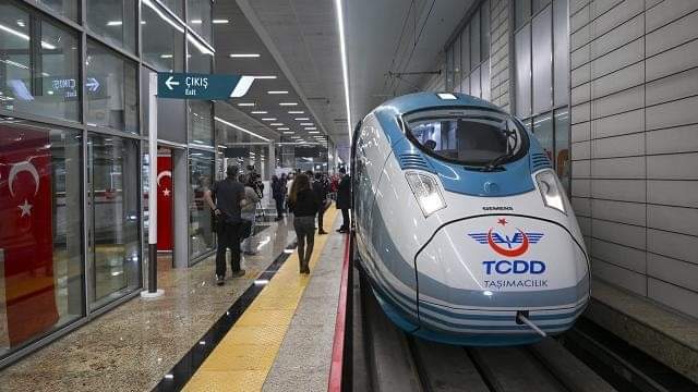 İstanbul – Sivas Arası Yüksek Hızlı Tren hizmete başlıyor. 
