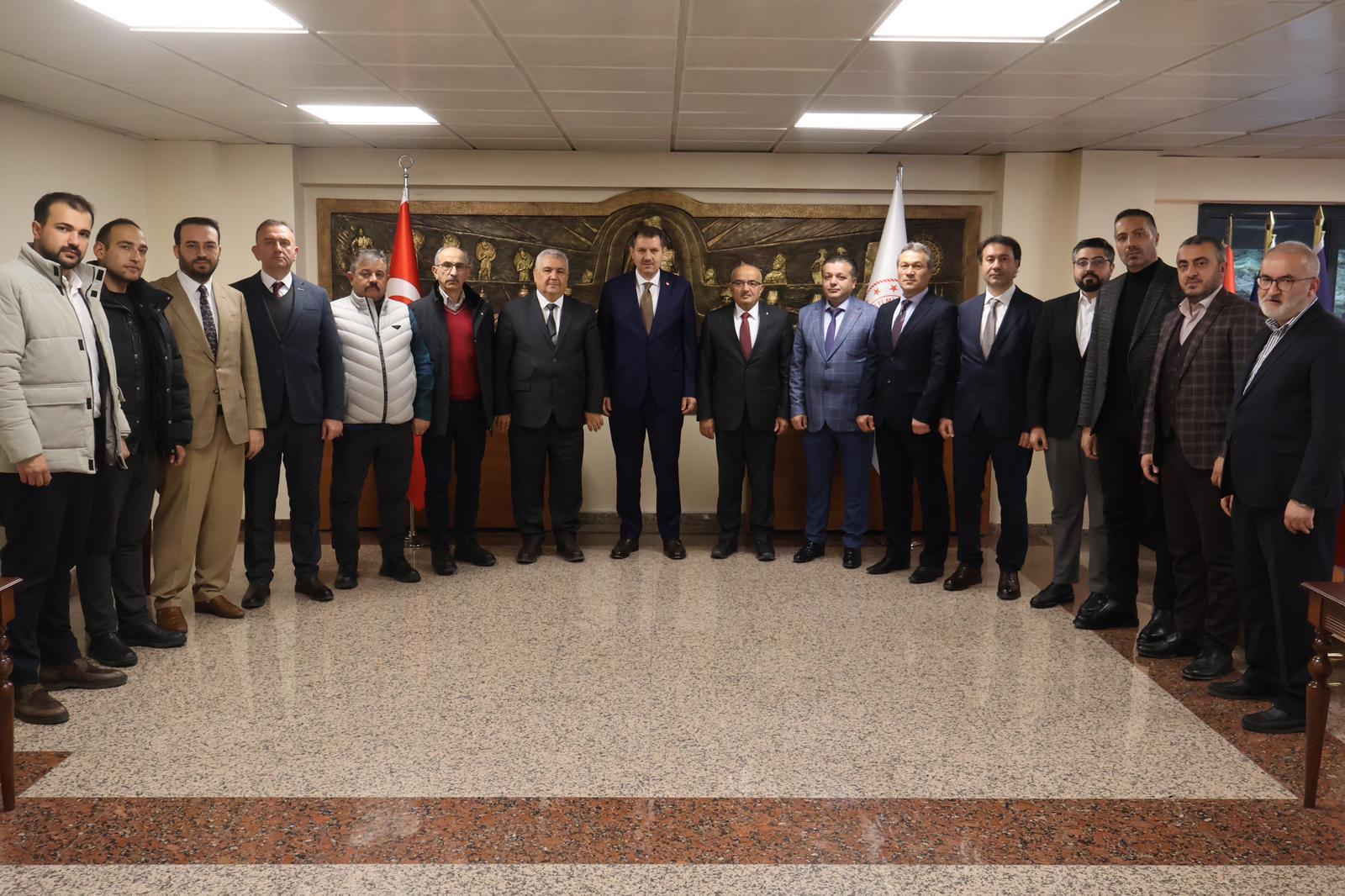 SOSAD’tan, Ayhan’a Hayırlı Olsun Ziyareti