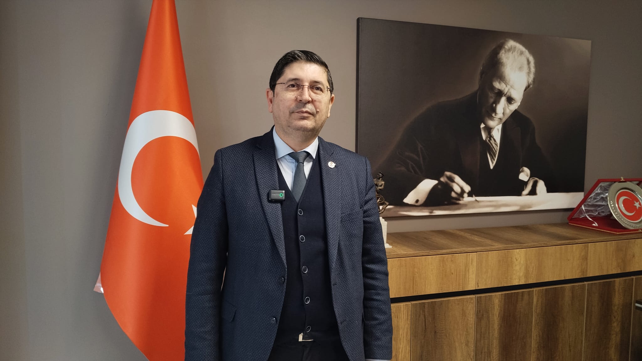 Başkan Zor, “Gazeteciler Ayakta Kalma Mücadelesi Veriyor”