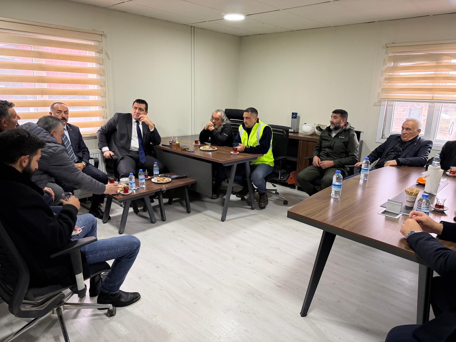 Karasu’dan İşçileri Destek