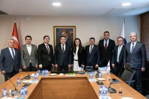 Anadolu Basın Birliğinden Liderlere Basın Raporu